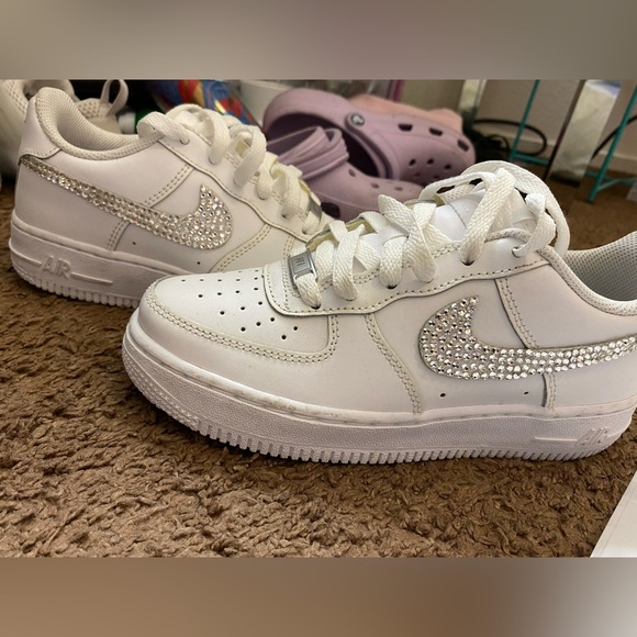 Customized white air forces. Never worned. - Picture 4 of 4